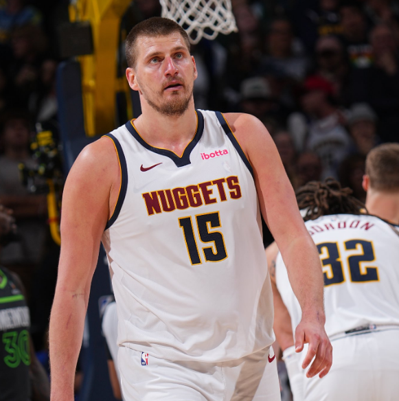 卡尔洛斯以 卡尔洛斯以